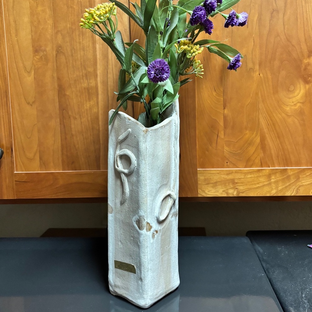 Ikebana Style Vase - Picture 16 of 16